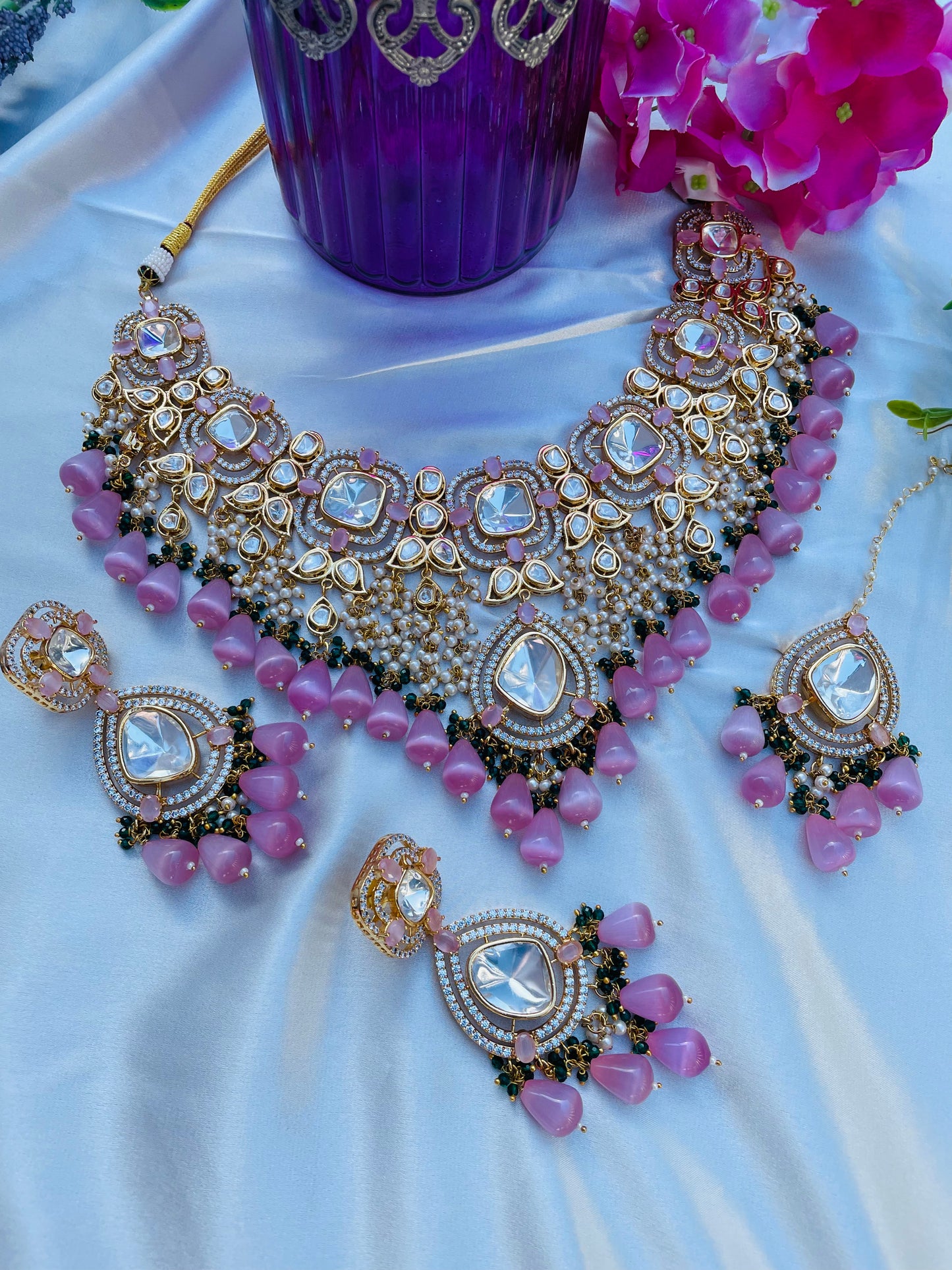 Statement jewellery