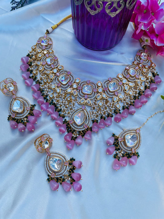 Statement jewellery