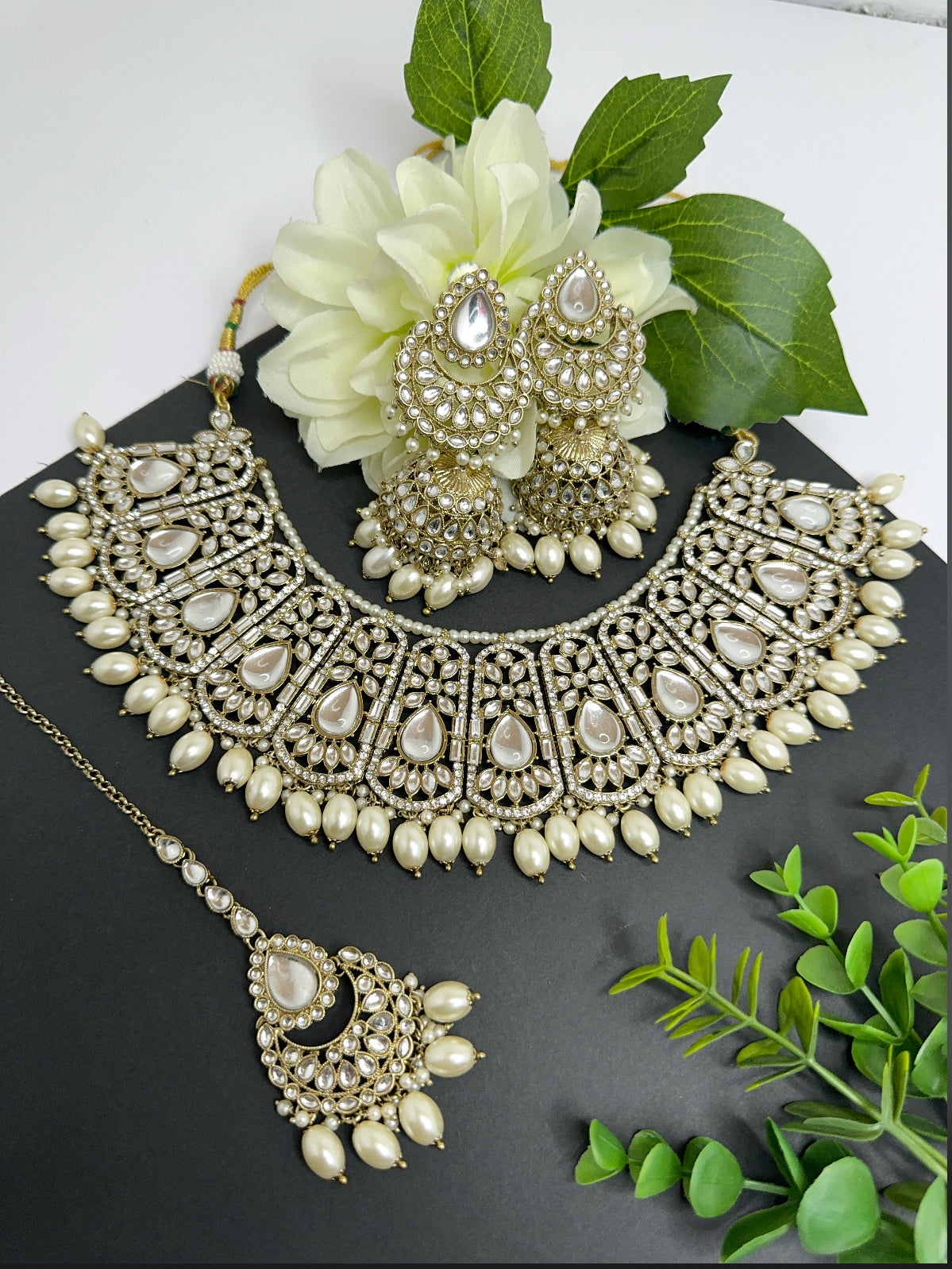 Kundan necklace set