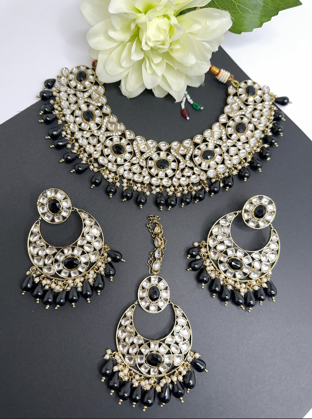 Kundan necklace set