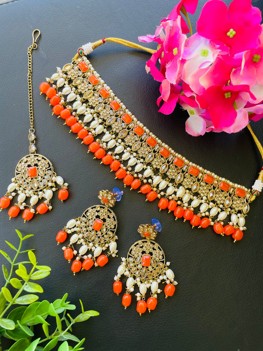 Choker set in orange colour