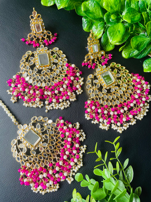 Tikka set in magenta colour