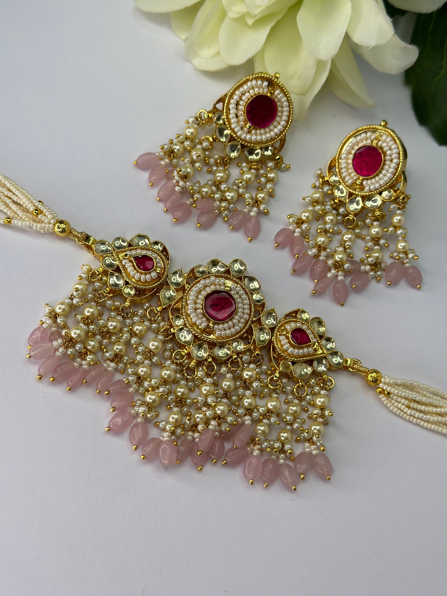 Pachi kundan choker