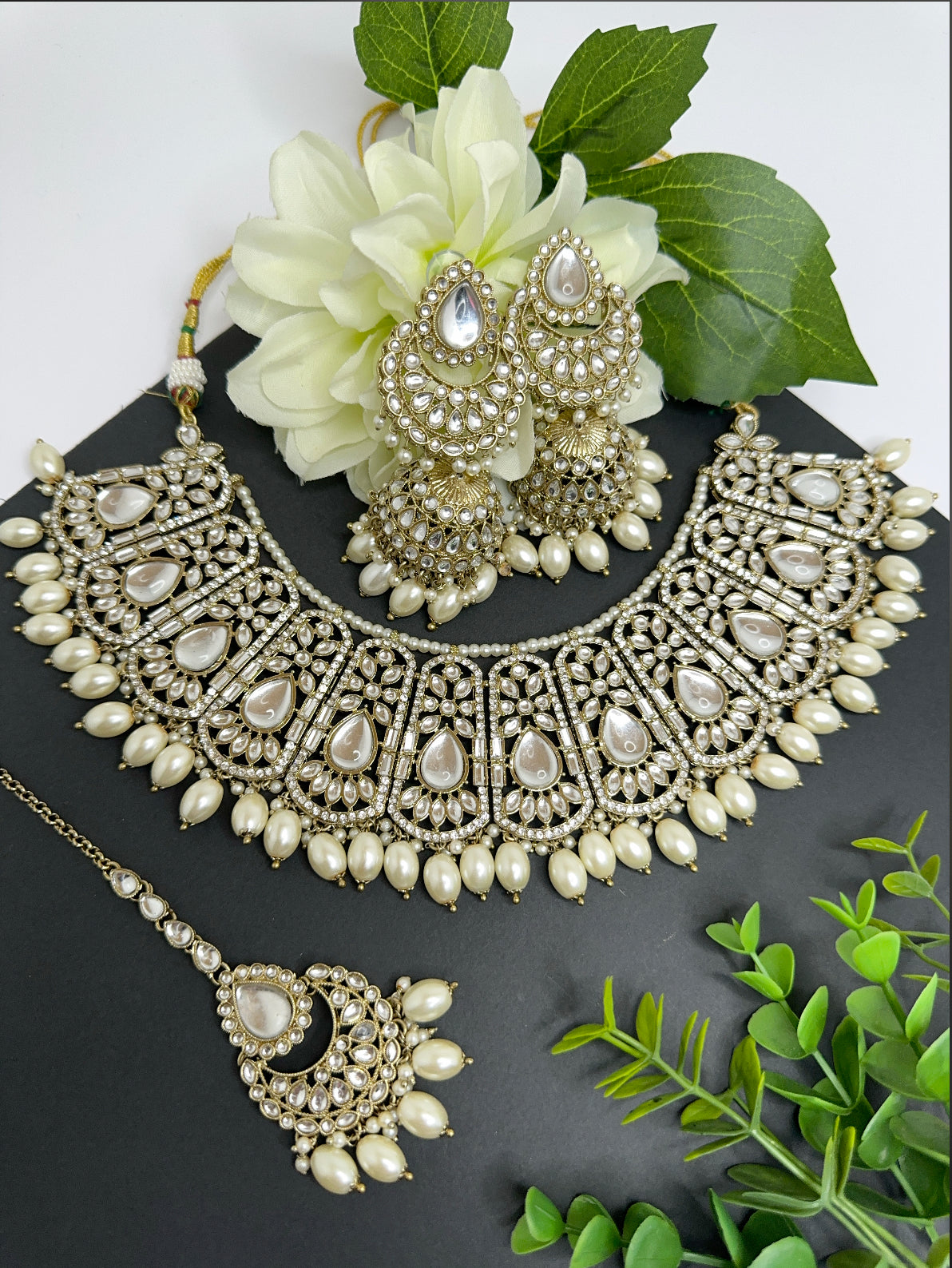 Kundan necklace set