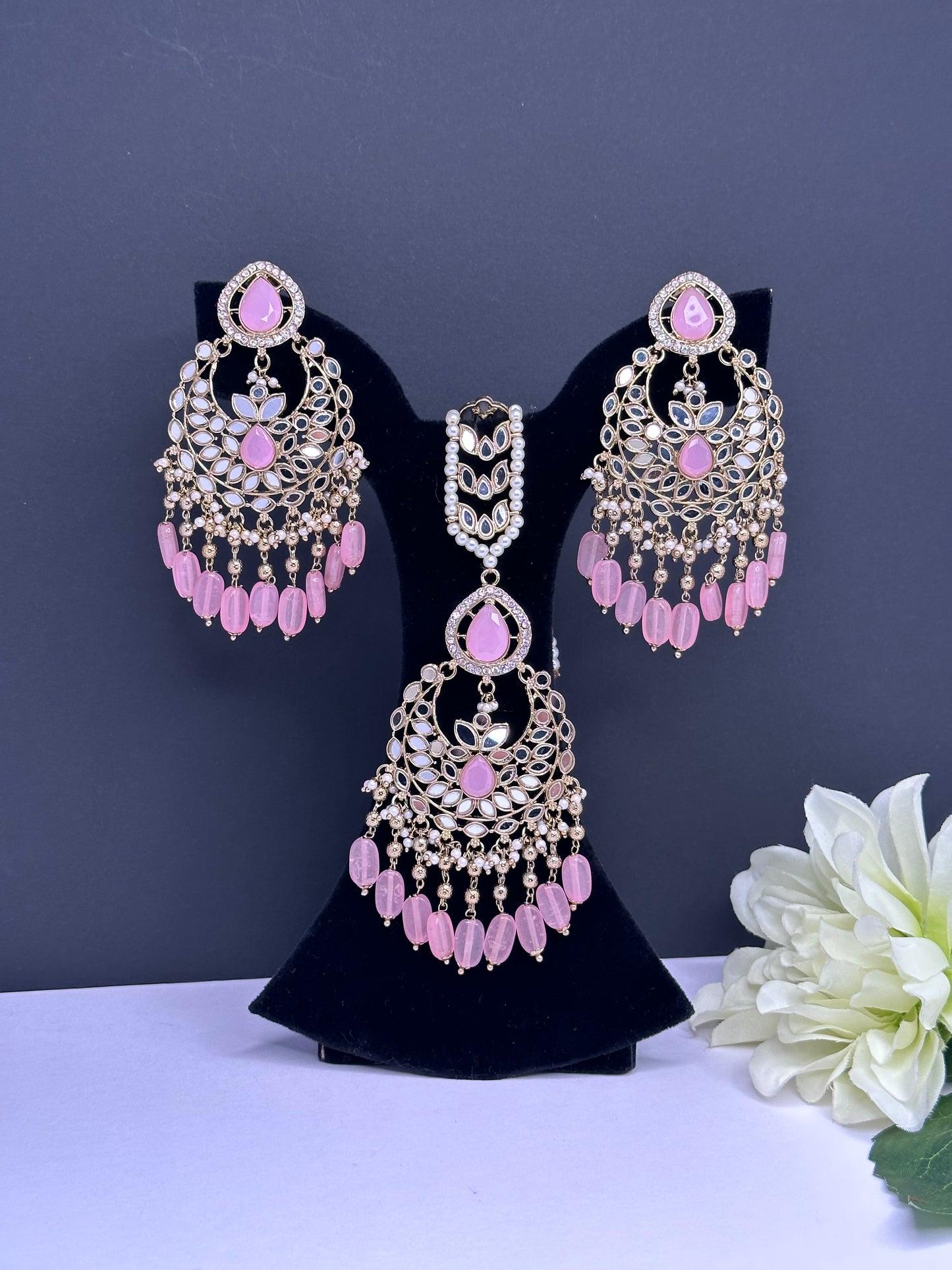 Mirror tikka set in pink